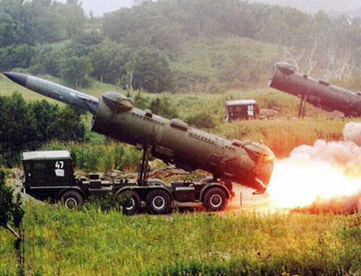 Bastion-P vẫn là một trong những tổ hợp tên lửa phòng thủ bờ biển hiện đại nhất thế giới, Việt Nam có thể học hỏi Nga để nâng cấp lên phiên bản mạnh hơn với tên lửa Onyx. Với vũ khí này sẽ khiến mọi kẻ thù phải e dè, khi có ý định tiến vào nước ta từ đường biển. Nguồn ảnh: Pinterest.