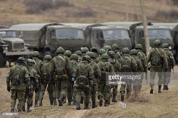 Leviyev cho biết, khi các khu trại này đang dần thành hình, với sự trợ giúp của các bức ảnh vệ tinh, cơ quan tình báo Ukraine có thể dễ dàng ước tính sơ bộ về số lượng quân đã được tập hợp ở biên giới giữa Nga và Ukraine.