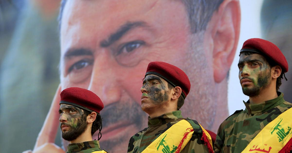 Nhiều thành viên trong ban lãnh đạo của Hezbollah được đào tạo ở Triều Tiên vào những năm 1980 và mạng lưới đường ngầm của Hezbollah được cho là xây dựng vào đầu những năm 2000, đã đóng vai trò quan trọng trong cuộc chiến ngắn ngủi với nước láng giềng Israel vào năm 2006.