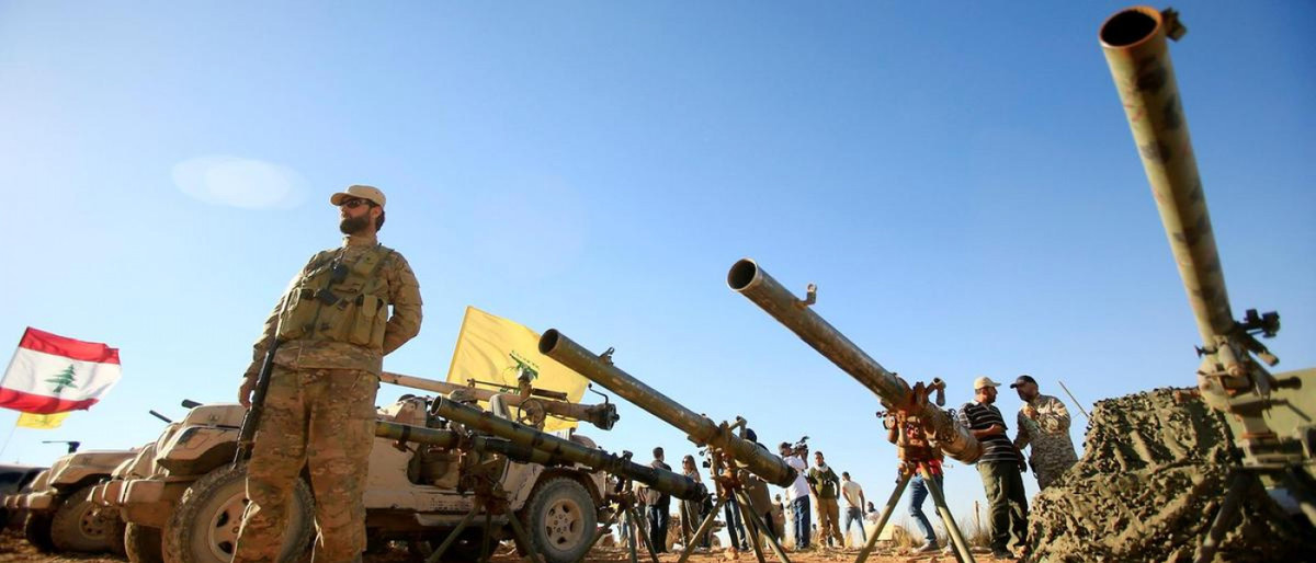 Khách hàng tiềm năng thứ hai là lực lượng dân quân Hezbollah do Iran tài trợ và được Triều Tiên giúp đào tạo, có trụ sở tại Nam Lebanon. Trong ít nhất hai thập kỷ qua, lực lượng này hiện phụ thuộc rất nhiều vào các công nghệ quốc phòng của Triều Tiên, từ tên lửa, đến công sự ngầm.