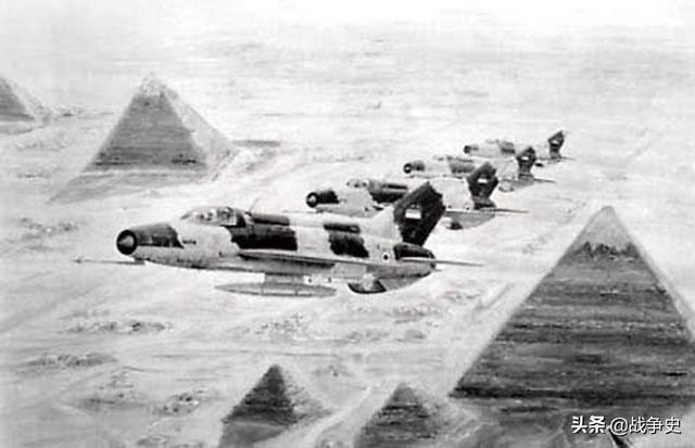 Mối đe dọa từ các máy bay chiến đấu của kẻ thù đương nhiên là mối quan tâm của người Israel. MiG-21 là một loại máy bay mới được trang bị, nó tiên tiến hơn so với các máy bay chiến đấu cũ của Israel lúc bấy giờ. 