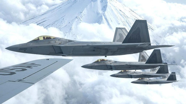 Một thông báo từ Bộ Tư lệnh Lực lượng Không quân Thái Bình Dương của Mỹ nêu rõ, cuộc tập trận "Pacific Iron 2021" nhằm thực hiện "Chiến lược Quốc phòng Quốc gia" của Bộ Quốc phòng Mỹ, ban hành năm 2018, nhằm nâng cao khả năng chiến đấu, thích ứng và phục hồi cao hơn của Quân đội Mỹ.