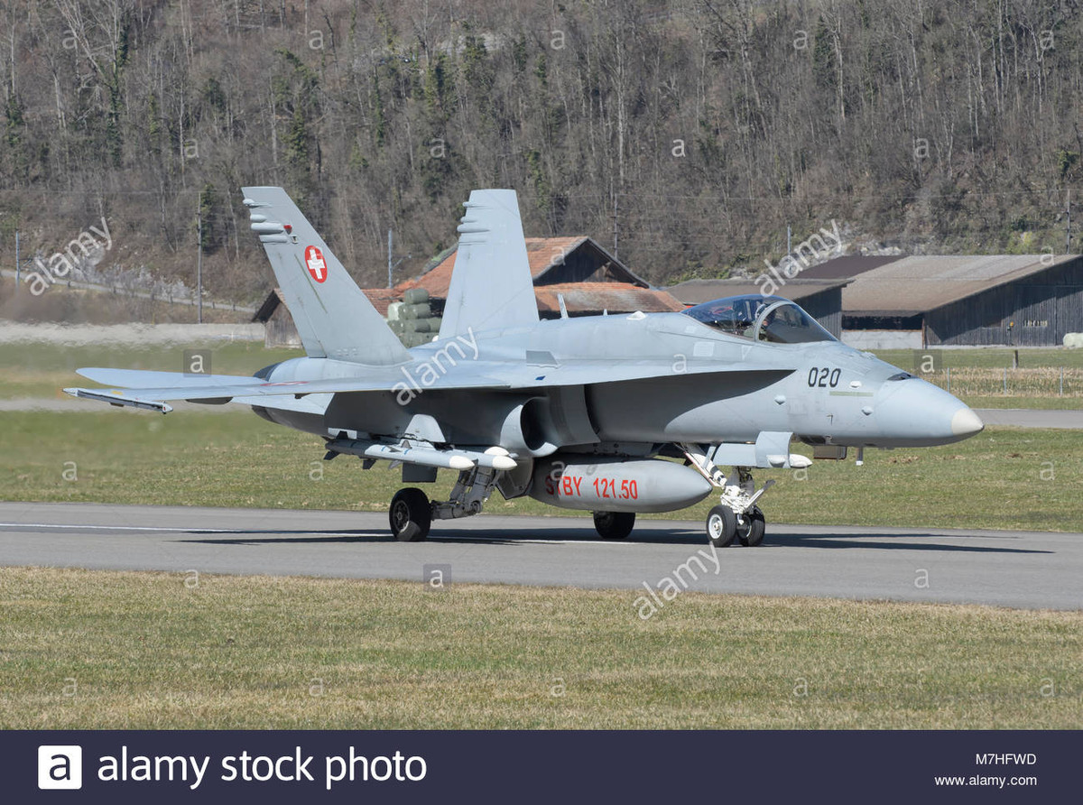 Tiếp theo là mối quan hệ chặt chẽ giữa quân đội Mỹ và Thụy Sĩ, được xây dựng trong nhiều thập kỷ, cũng có thể bị xói mòn, nếu sau này Thụy Sĩ chuyển đổi sang sử dụng máy bay chiến đấu không phải của Mỹ.