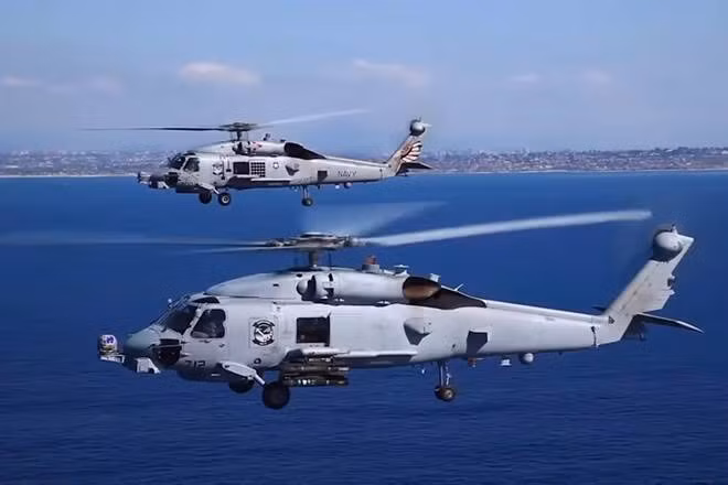 Được kỳ vọng nhiều nhất là trực thăng đa năng MH-60R; trong chuyến thăm của Tổng thống Mỹ Trump tới Ấn Độ vào năm 2019, ông Trump đã ký một thỏa thuận trị giá 2,6 tỷ USD với Ấn Độ để cung cấp 24 máy bay trực thăng MH-60R “Seahawk” cho Hải quân Ấn Độ.