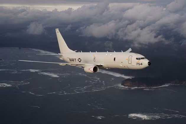 Điểm mấu chốt là Mỹ - Australia tích hợp UAV MQ-4C Triton, với máy bay tuần tra săn ngầm P-8 Poseidon, do hãng Boeing sản xuất, từ dòng Boeing 737 của Hải quân Mỹ để phối hợp tuần tra trên biển.