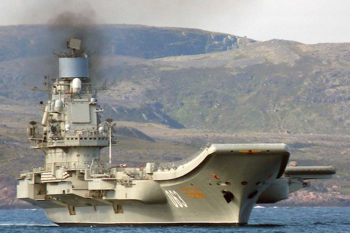 Những lí do đó khiến cho Hải quân Nga hậu Xô Viết vừa bị sụt giảm quy mô lực lượng một cách trầm trọng trong khi ngành công nghiệp tàu chiến bị chảy máu chất xám rất nhiều bởi việc nước ngoài chớp lấy thời cơ mua lại những công nghệ hàng đầu này.