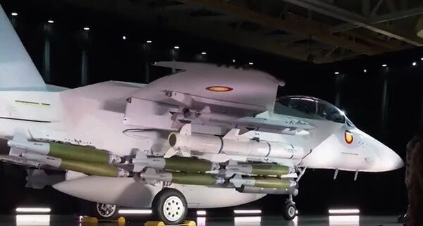 Mặc dù F-15QA là một thiết kế ra đời từ thập niên 1970, nhưng đây được coi là phiên bản hàng đầu của dòng máy bay này. Biến thể F-15QA đi kèm với các cảm biến được nâng cấp và tăng khả năng mang và sử dụng vũ khí và được đánh giá có khả năng tấn công mặt đất tầm xa vượt trội, làm tăng thêm khả năng sát thương của nó.