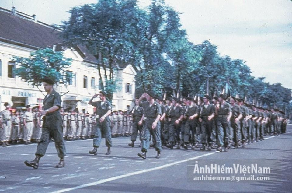 Binh đoàn cơ động 100 (GM100) do Đại tá Barrou chỉ huy, gồm Trung đoàn Triều Tiên, được xây dựng từ tiểu đoàn Triều Tiên tham gia chiến đấu ở Triều Tiên từ 1950-1953, nằm trong đội hình Sư đoàn bộ binh số 2 của Mỹ; nổi tiếng vì các trận Chipyong Ni, Vonju, Arrowhedd Ridge ở Triều Tiên. 