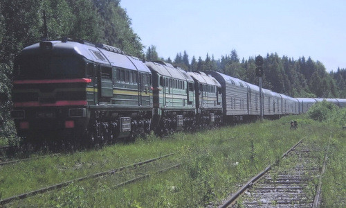 Việc giữ bí mật cho đoàn tàu mang tên lửa đạn đạo thực ra không tốt như chúng ta tưởng tượng, có ý kiến cho rằng: “Đoàn tàu tên lửa sau khi được ngụy trang chặt chẽ không khác gì đoàn tàu dân sự”, nhưng đây chỉ là lý thuyết, do các toa tàu trang bị tên lửa đều hoàn toàn khác với toa tàu hàng và tàu khách.