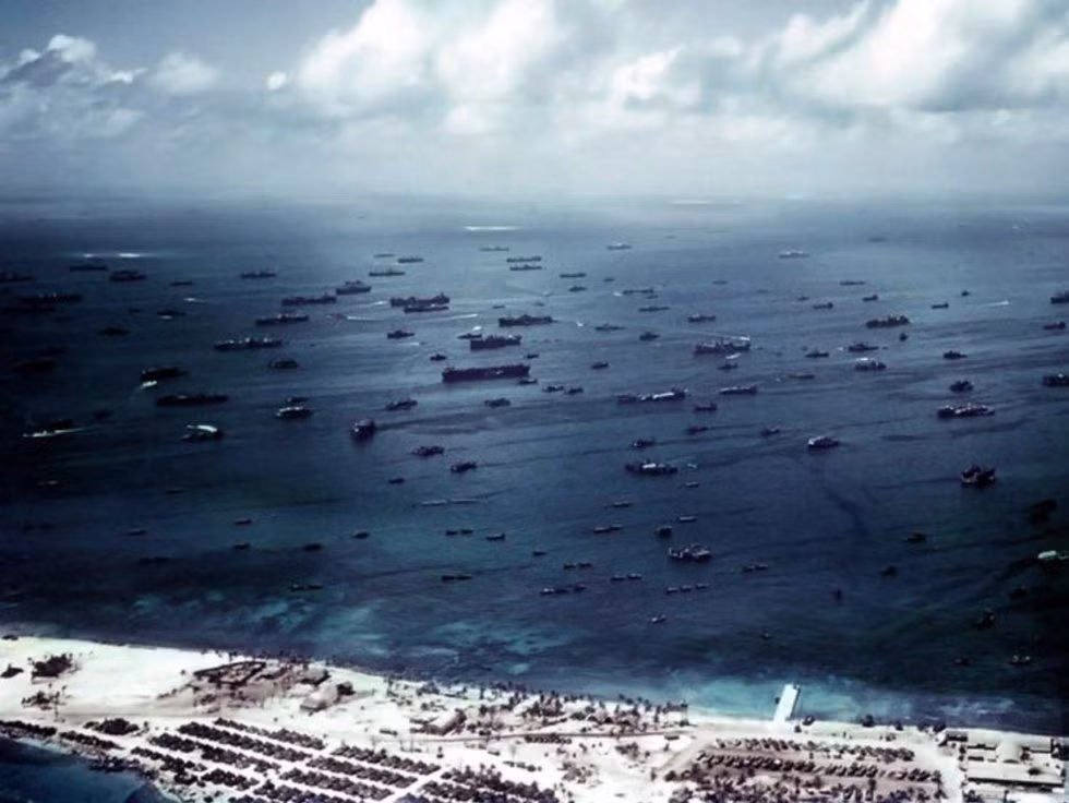 Về lực lượng, hải quân Mỹ đã huy động 8 hạm đội tàu sân bay, 8 tàu sân bay hạng nhẹ, 18 tàu hộ tống, 12 thiết giáp hạm, 24 tuần dương hạm, 166 tàu khu trục và hơn 1.500 máy bay chiến đấu. Tổng số tàu chiến các loại lên đến 800 chiếc.