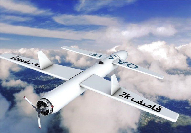 Không rõ đã có bao nhiêu chiếc UAV Qasef-2K thực hiện cuộc tấn công lần này, nhưng theo Thiếu tướng Tướng Yahya Saree, phát ngôn viên của Lực lượng Vũ trang Yemen (đồng minh chủ chốt Houthi) cho biết, số lượng lớn Qasef-2K đã đồng loạt tấn công, khiến phòng thủ của Saudi bị tê liệt.