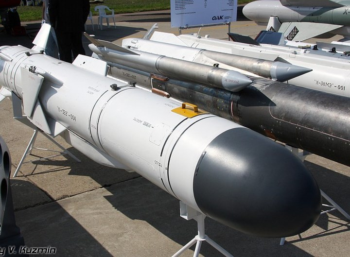 Do đó, tầm bắn của tên lửa Kh-35U đã tăng lên 260 km. Các chuyên gia quân sự cho rằng, loại tên lửa mới này của Nga có thể được sử dụng tiêu diệt nhiều loại mục tiêu, trong khi tên lửa của Ukraine chưa có khả năng này. 