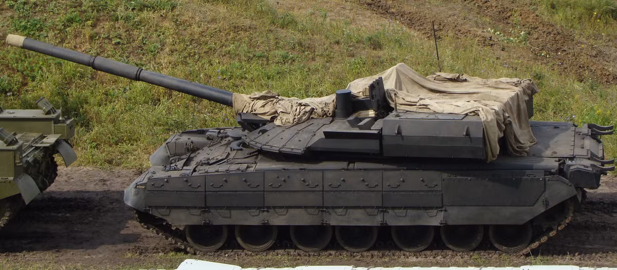 Một blog quân sự của Nga cũng cung cấp thêm một số chi tiết về chương trình Burlak. Mục tiêu của dự án là nâng cấp các loại vũ khí và công nghệ xe tăng hiện có của Nga để tạo ra một loại MBT hiện đại.