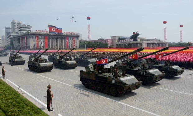 Nhưng có một khía cạnh, thậm chí trực tiếp hơn viện trợ từ Trung Quốc cho Triều Tiên, mà hầu như không được chú ý trong các bài bình luận quốc phòng đương thời; đó là nền quốc phòng của Triều Tiên được như ngày nay, chủ yếu bao gồm vũ khí và thiết bị của Liên Xô.