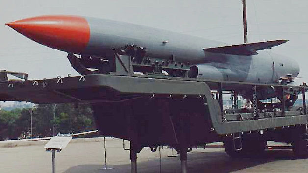 Liên Xô đã phát triển một loạt các loại tên lửa chống hạm, từ tên lửa chống hạm P-5 đến khi Liên Xô tan rã là tên lửa P-700 Granit. Phải thừa nhận rằng, các loại tên lửa chống hạm của Liên Xô đã gây sự hoảng loạn và lo lắng cho hải quân Mỹ và phương Tây. 