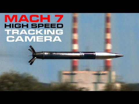 Một điều đáng thất vọng là, ngay cả khi có cự lý bắn bằng các loại pháo thông thường, độ chính xác của pháo điện từ cũng không chính xác bằng các loại pháo truyền thống.