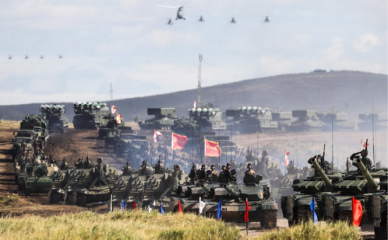 Các cuộc tập trận quy mô lớn trong những năm gần đây mà quân đội Nga thường xuyên tiến hành, luôn khơi dậy sự chú ý ngày càng tăng ở nước ngoài và trở thành lý do giải thích cho những nỗi sợ hãi của các quốc gia láng giềng.