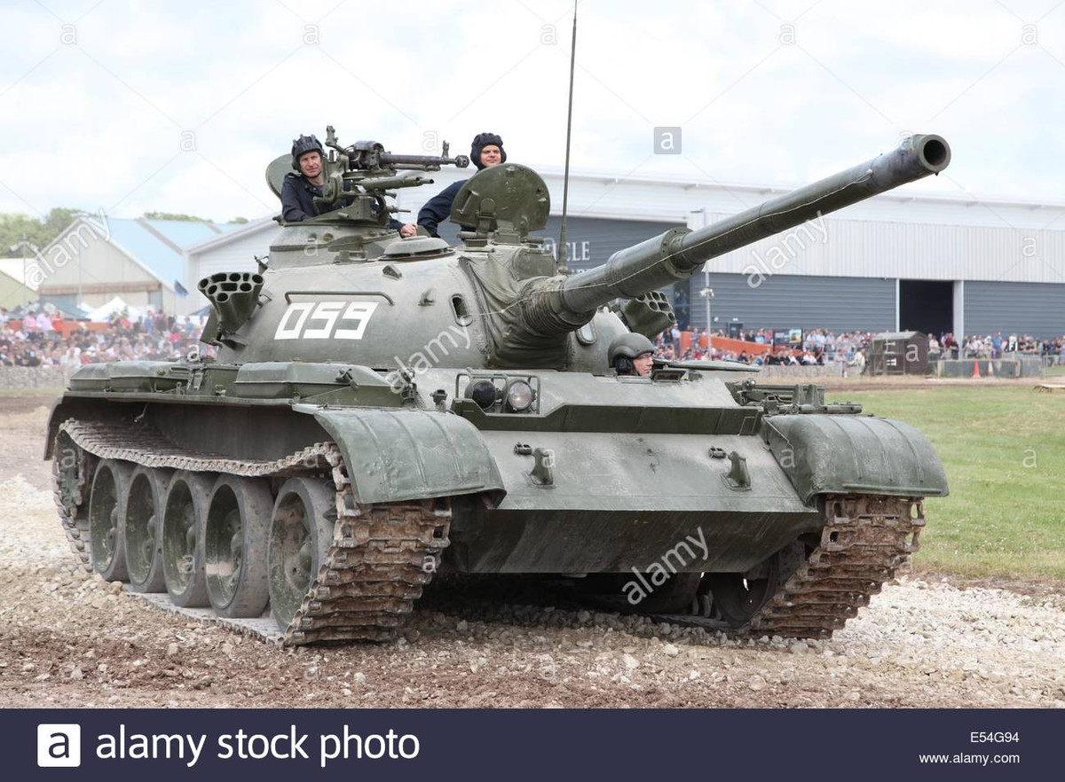 Phiên bản T-54A do Trung Quốc chế tạo, chính thức được đưa vào biên chế Quân đội Trung Quốc vào năm 1959, do đó có tên là Type 59. Xe tăng Type 59 cơ bản đã phục vụ trong gần hai thập kỷ trong Quân đội Trung Quốc, nhưng có rất ít sửa đổi.