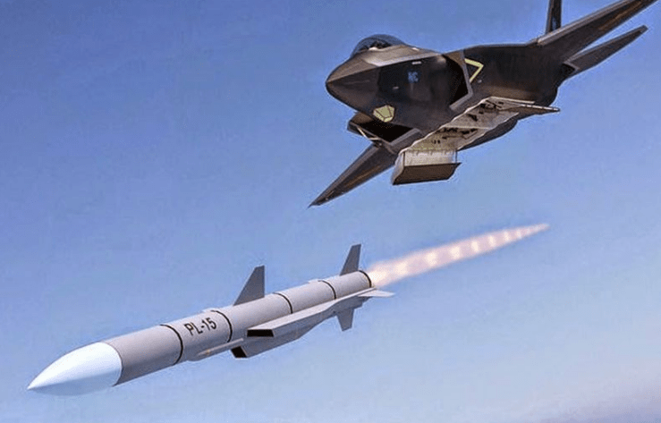 Hiện tại nhu cầu về tên lửa không đối không tầm xa của Không quân và Hải quân Mỹ đang tăng lên. Hiện nay tên lửa không đối không tầm xa PL-15 của Trung Quốc, phần lớn giống với mẫu cải tiến của AIM-120D; đây cũng là yếu tố then chốt, để quân đội Mỹ khởi động chương trình tên lửa AIM-260. 