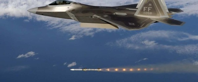 Điều đáng chú ý là thiết kế này của LRAAM còn có thể sử dụng phần thân chính của đầu đạn phía trước làm vũ khí không chiến tầm ngắn. Xét từ góc độ kích thước của phần thân chính của đầu đạn, nó cũng có thể là một tên lửa nhỏ; máy bay tàng hình của quân đội Mỹ có thể mang tên lửa này trong khoang chứa vũ khí bên trong, và số lượng sẽ nhiều hơn tên lửa AIM-120.