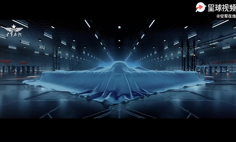 Vào tháng 10/2018, truyền thông Trung Quốc thông báo rằng, Lực lượng Không quân Trung Quốc (PLAAF) sẽ công khai máy bay ném bom chiến lược tàng hình H-20 mới của họ (mô hình), trong cuộc duyệt binh kỷ niệm 70 năm ngày thành lập lực lượng không quân vào năm 2019.