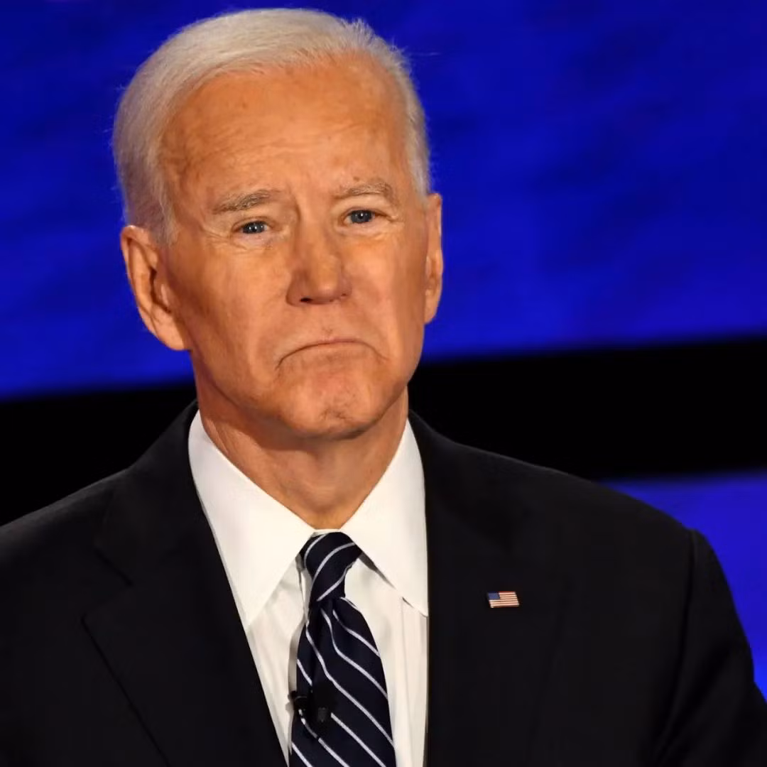 Trở lại bức ảnh của các chiến binh Taliban. Một số quan chức bảo thủ của Mỹ đã nhân cơ hội này để trút giận lên Tổng thông Biden và Đảng Dân chủ. Chính quyền Biden gần đây đã bị chỉ trích vì hành động rút lui của quân đội Mỹ khỏi Afghanistan.