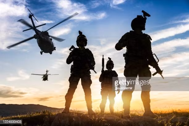 Vào năm 2018, quân đội Mỹ đã công bố một chiến lược phòng thủ quốc gia, nhằm bù đắp những lợi thế đã mất, vốn coi các đối thủ quyền lực lớn, chứ không phải khủng bố; đây thực sự là vấn đề an ninh quốc gia quan trọng nhất của Mỹ.