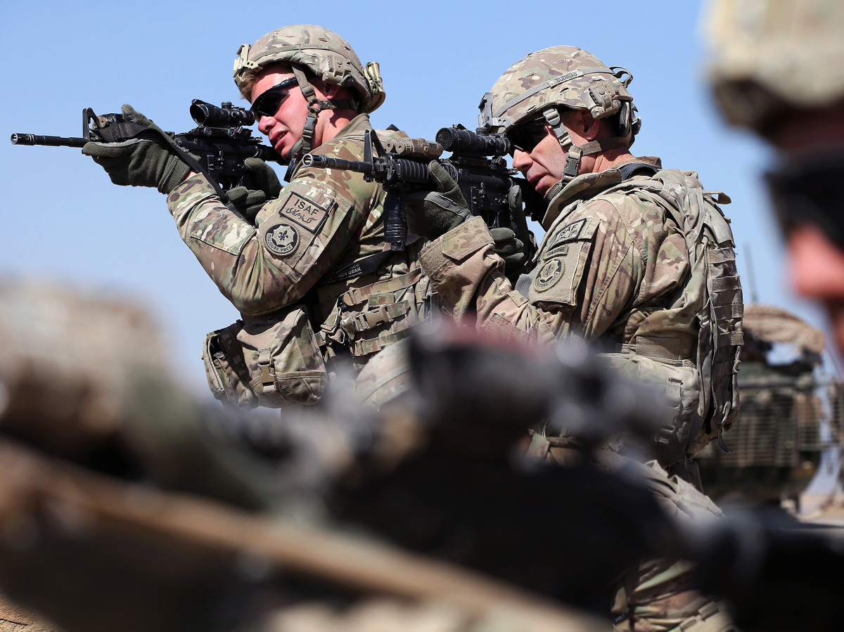 Ông Mueller cũng cho biết, thương vong và tổn thất trang thiết bị do xung đột với Trung Quốc hay Nga, vượt xa tổn thất của quân đội Mỹ ở Iraq hay Afghanistan. Ông cũng chỉ ra rằng, trong các cuộc tập trận mô phỏng chống lại Trung Quốc và Nga, Mỹ thường kết thúc trong thất bại.