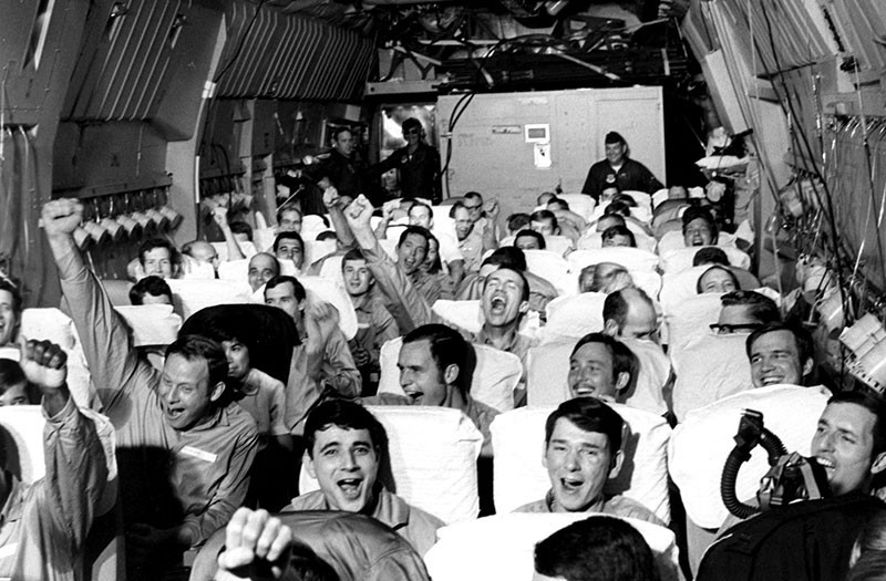 Sau khi kết thúc cuộc chiến tranh ở Việt Nam, chiếc máy bay Hanoi Taxi được chuyển sang biên chế của Phi đội Không vận số 445 tại Căn cứ Không quân Wright Patterson vùng Không quân A ở Ohio.