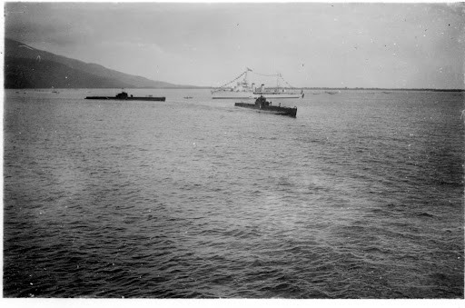 Sau diễn tập chiếc tàu ngầm L'Espoir nổi lên nhưng chiếc tàu Phénix thì không. Các hoạt động tìm kiếm nhanh chóng được triển khai. Vào cuối ngày 15/6/1939, người Pháp đã phát hiện ra được một vết dầu diesel trên biển.