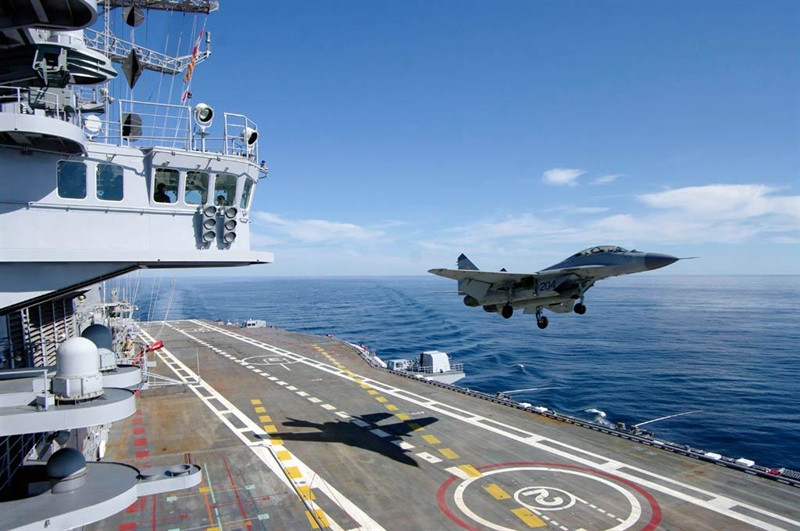 Tàu đã được Hải quân Nga dùng để thử nghiệm sơ bộ tổ hợp định vị vệ tinh mới và thu được một số kết quả, tổ hợp này sẽ giúp phi công hạ cánh xuống đường băng tàu dù trong tình trạng không thấy gì hay trong điều kiện thời tiết bất lợi.