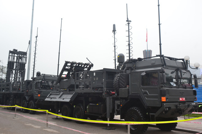 Theo giới thiệu của nhà sản xuất, SPYDER của Israel được coi là một trong những tổ hợp tên lửa phòng không tân thời khi sử dụng những loại tên lửa không đối không tiên tiến bậc nhất thế giới hiện nay.