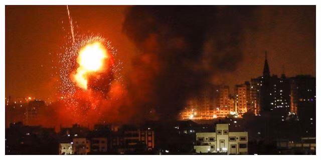 Mới đây, Syria tuyên bố đã ngăn chặn được hai cuộc không kích của Israel. Ngoại trưởng Nga Lavrov từng chỉ trích về các cuộc không kích của Israel hồi tháng 1 năm nay và nói rằng, Israel nên cung cấp thông tin tình báo cho Nga về các mối đe dọa của "lực lượng dân quân Iran"; để Nga giúp loại bỏ các mối đe dọa này.