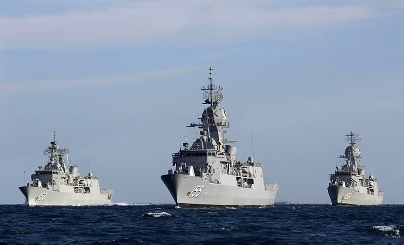 18. Thủ tướng Australia cho rằng, “thế giới đang trở nên phức tạp hơn”, đặc biệt là ở khu vực Ấn Độ Dương - Thái Bình Dương và việc chế tạo tàu ngầm hạt nhân cho hải quân Australia sẽ là sáng kiến đầu tiên trong liên minh AUKUS mới; nhằm giúp đảm bảo an ninh và ổn định mà khu vực. Nguồn ảnh: Pinterest.