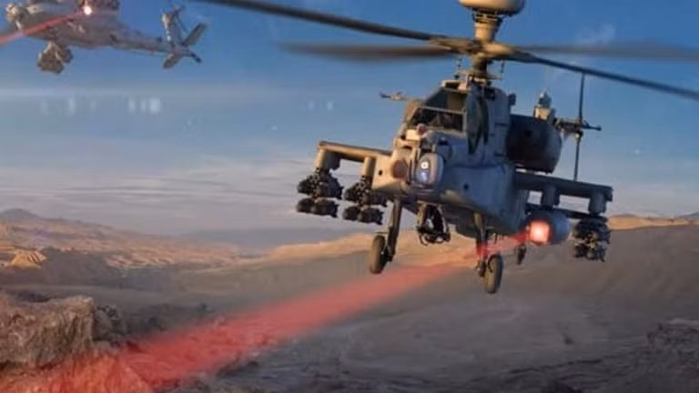 Việc sử dụng vũ khí laser trên máy bay chiến đấu, hoặc các phương tiện bay khác cũng đòi hỏi nhiều năng lượng hơn và phải bảo trì thường xuyên do ảnh hưởng của bụi, nước và các hạt băng.