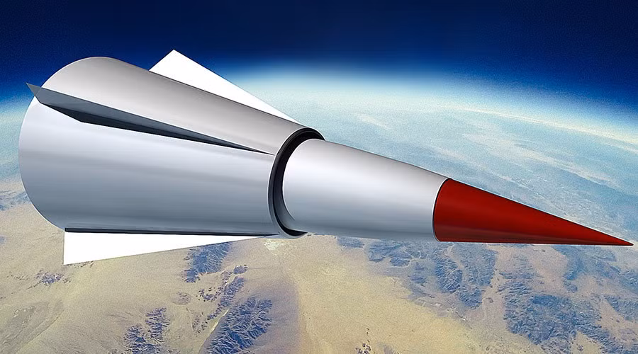 Những vũ khí này bao gồm tên lửa siêu thanh, tên lửa đạn đạo xuyên lục địa di động và tên lửa phóng từ tàu ngầm, nâng tổng số đầu đạn hạt nhân lên nhiều hơn mức mà Lầu Năm Góc ước tính trong báo cáo trước đó về quân đội Trung Quốc .