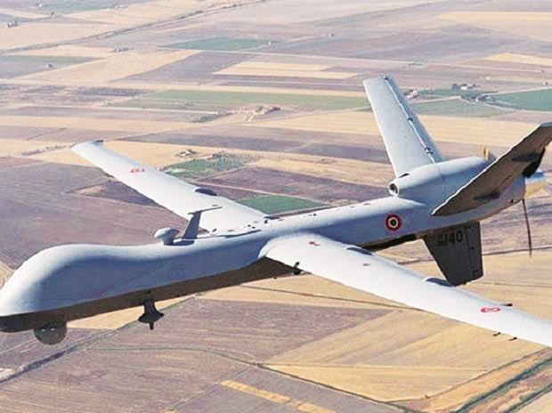 Tuyên bố của Demir không phải là cường điệu, giá trung bình của một chiếc TB-2 là từ 1 triệu đến 2 USD, thấp hơn rất nhiều so với UAV MQ-9 Sea Guardian, mới được quân đội Anh mua từ General Atomics; đơn giá của loại UAV này cao tới gần 20 triệu USD.