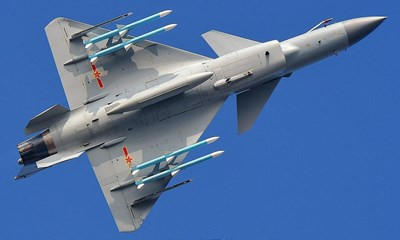 Tiêm kích J-10 của Trung Quốc có thiết kế cánh tam giác, được trang bị động cơ phản lực AL-31 do Nga sản xuất. Máy bay được trang bị radar xung doppler Type 1473H, và có 11 điểm cứng treo vũ khí và thùng nhiên liệu bên ngoài.