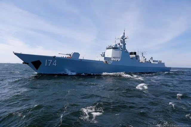 Các tàu chiến của Trung Quốc đã không thể đi ra ngoài vùng biển quốc tế trong vùng đặc quyền kinh tế của Mỹ, để tiếp cận vào gần lãnh hải của Mỹ, và mọi hoạt động tương tác giữa Lực lượng Tuần duyên Mỹ với Hải quân Trung Quốc, đều phù hợp với luật pháp quốc tế.