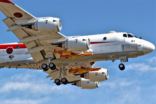 Phiên bản chống hạm Type 12 phóng từ trên không, có thể được gắn trên máy bay tuần tra hàng hải/chống ngầm P-1, hoặc máy bay chiến đấu F-2. Tầm bắn của tên lửa chống hạm Type 12 phóng từ trên không, đã được tăng lên khoảng 400 km. Nguồn: Sankei Shimbun