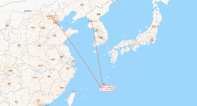 Theo thông tin từ tờ Sankei Shimbun, Nhật Bản sẽ triển khai hai tên lửa mới này trên các đảo ở phía tây nam của Nhật Bản, để phòng thủ đảo. Nhưng cự ly từ Okinawa đến thủ đô Bắc Kinh, nó chỉ hơn 1.800 km và cách Bình Nhưỡng chỉ 1.300 km. Ảnh: Khoảng cách từ Okinawa đến Bắc Kinh và Bình Nhưỡng – Nguồn: Sina