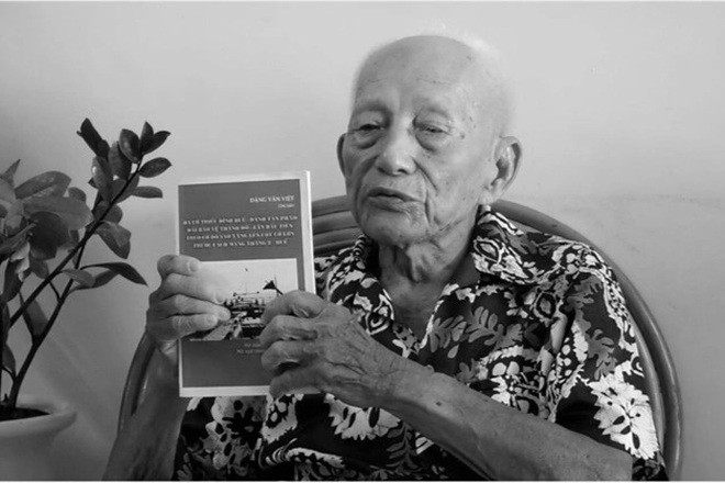 Sau khi về hưu, cuộc sống ông có lúc khó khăn. Tuy nhiên, với tính lạc quan và cộng với nền tảng giáo dục của gia đình, ông có tinh thần học tập và phát triển kiến thức tốt. Ông nói thành thạo tiếng Pháp, tiếng Anh và đọc được cả hai cổ ngữ là chữ Latin và chữ Hy Lạp cổ.