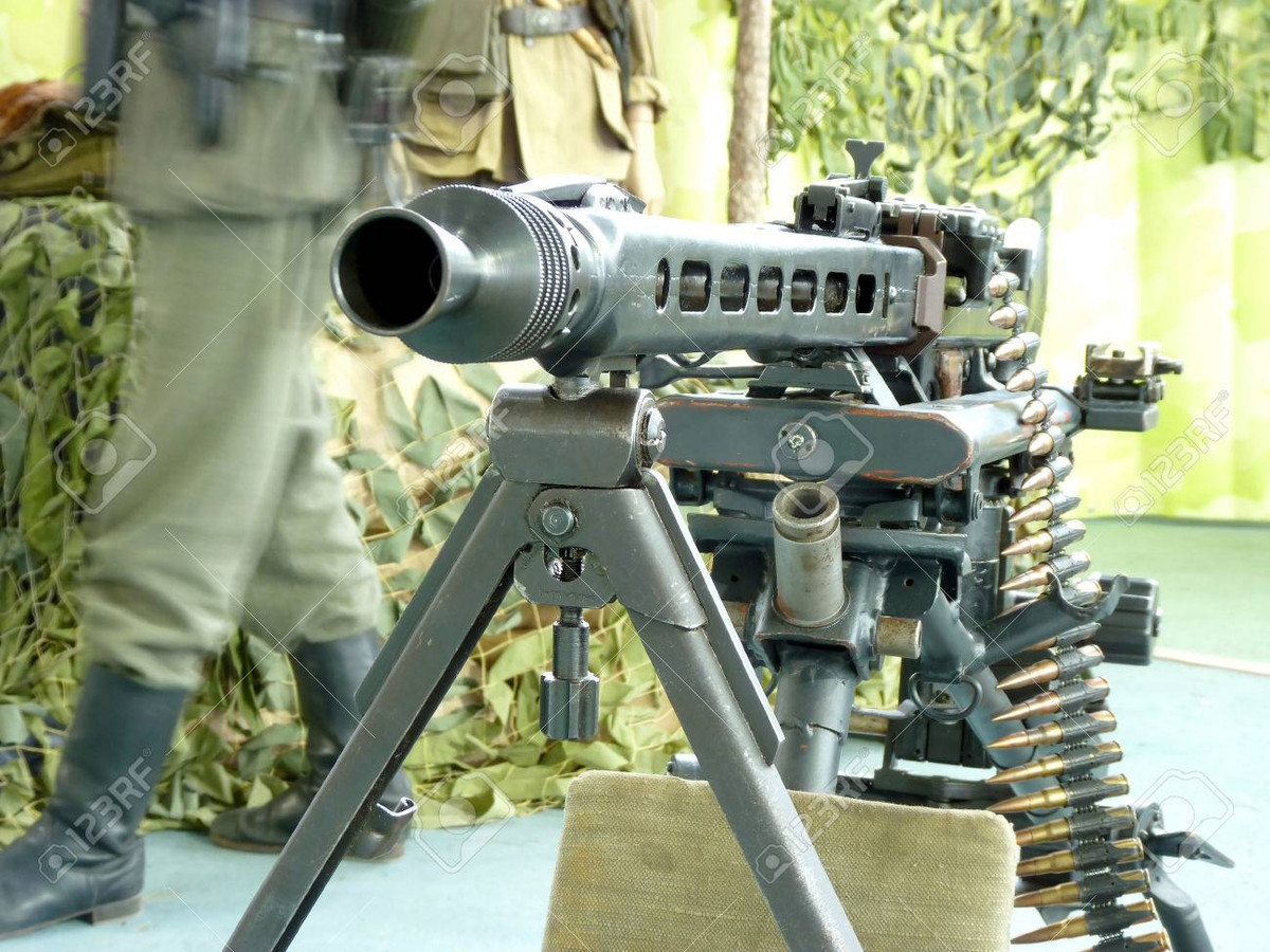 Súng máy MG 3 vẫn là súng máy đa dụng, có thể sử dụng ở nhiều quân binh chủng, giống như người tiền nhiệm của nó; MG3 được lắp vào một số phương tiện cơ giới của Đức như một vũ khí trang bị cấp trung đội và tiểu đội bộ binh. Đó là một thiết kế không tồi đối với một thiết kế có tuổi đời gần một thế kỷ.