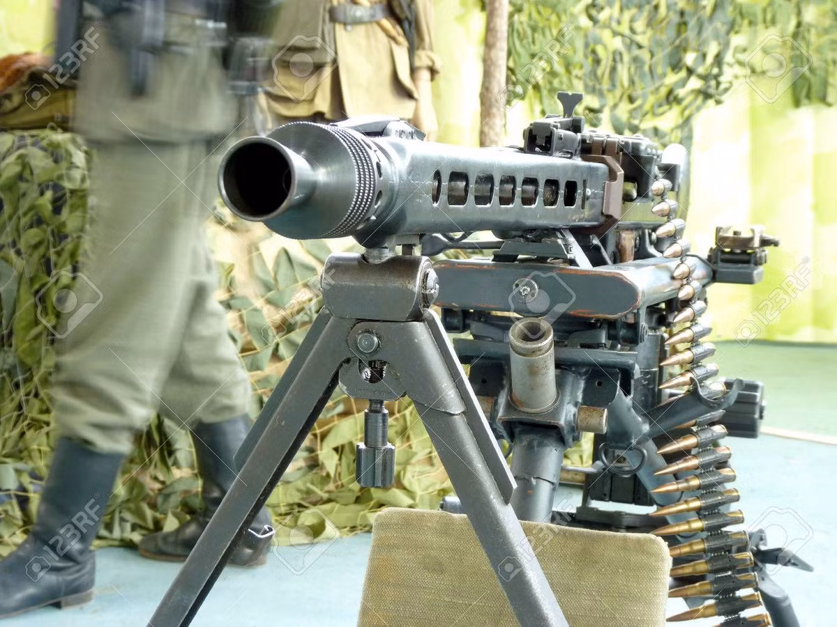 Súng máy MG 3 vẫn là súng máy đa dụng, có thể sử dụng ở nhiều quân binh chủng, giống như người tiền nhiệm của nó; MG3 được lắp vào một số phương tiện cơ giới của Đức như một vũ khí trang bị cấp trung đội và tiểu đội bộ binh. Đó là một thiết kế không tồi đối với một thiết kế có tuổi đời gần một thế kỷ.