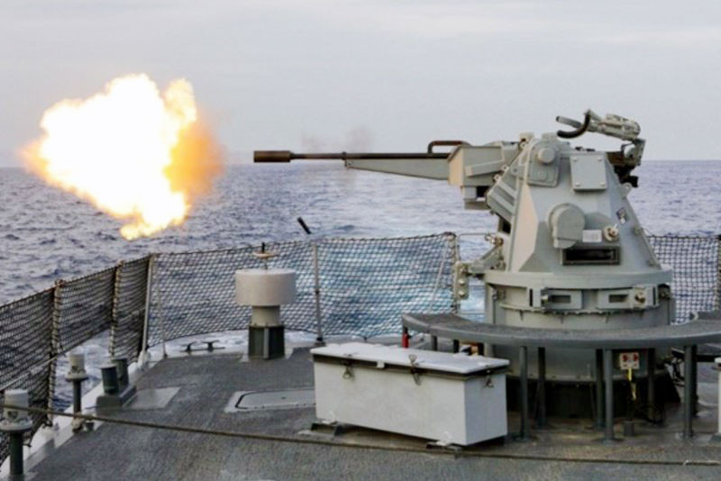 Ngoài ra, tàu còn có một pháo hải quân 76mm, 2 pháo Typhoon 25mm bắn nhanh điều khiển từ xa; 2 ống phóng ngư lôi 324mm có khả năng phóng ngư lôi chống ngầm hạng nhẹ Mk 54. 