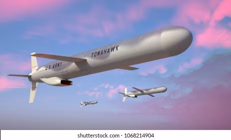 Phiên bản Tomahawk BlockV mới nhất, có tầm bắn đến 1.600 km và được trang bị đầu dò đa chế độ với radar và cảm biến hồng ngoại. Thủy quân lục chiến Mỹ đã yêu cầu mua tên lửa Tomahawk trong ngân sách, nhưng Quốc hội Mỹ đã bác bỏ.