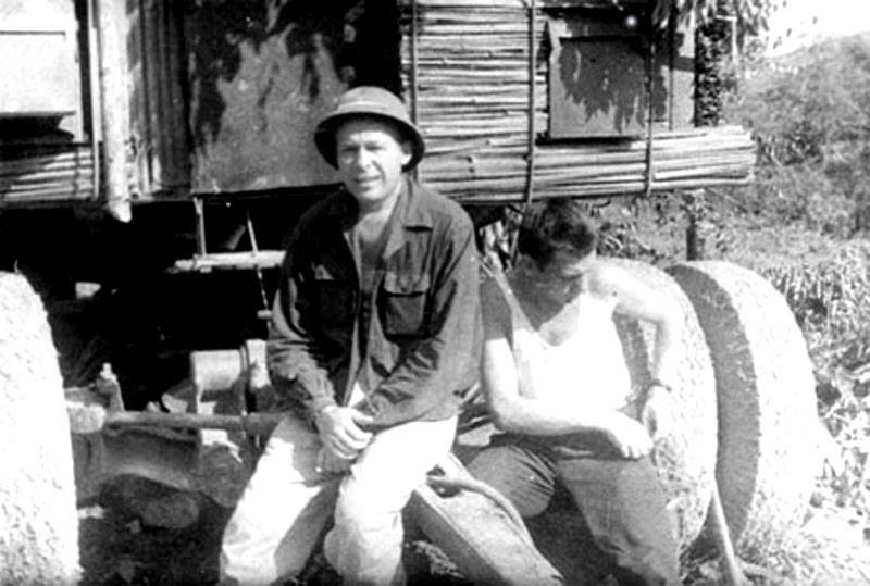 Đã có một thời gian, nhiều thông tin cho rằng một sỹ quan tên lửa Liên Xô có tên là Yury Trushechkin, đã bắn hạ cường kích A-4E Skyhawk do phi công John McCain điều khiển ngày 26/10/1967 khiến ông này nhảy dù xuống hồ Trúc Bạch.