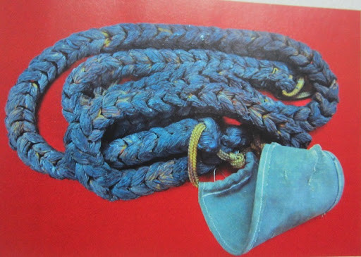 Để có thể tạo ra được cái giàn thun sử dụng hiệu quả là cả một quá trình dài vất vả, dày công ông Tư nghiên cứu và gặp không ít lần thất bại. Trong cái khó ló cái khôn, sau những lần thử nghiệm không thành công ông đã tìm ra được nhưng vật liệu thích hợp.