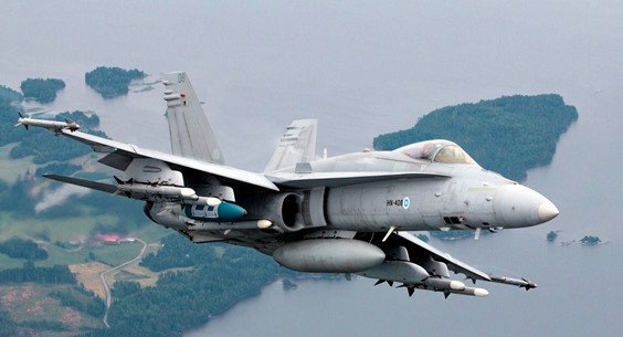 Phần Lan đang tìm một loại chiến đấu cơ mới, để thay thế số máy bay chiến đấu cũ F/A-18 Hornet đã gần hết niên hạn sử dụng của không quân nước này. Giao dịch này, cũng được coi là hợp đồng mua máy bay chiến đấu lớn nhất châu Âu, trong vòng một thập kỷ qua.