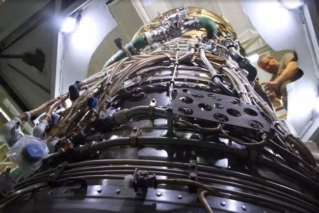 Cuối cùng, bằng việc đầu tư nghiêm túc, nhà máy Kuznetsov đã hoàn thành việc nối lại sản xuất động cơ НК-32 vào khoảng năm 2019, đồng thời chế tạo lô НК-32-2 đầu tiên, với nhiều công nghệ mới được áp dụng.